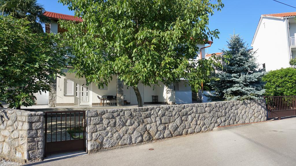 Apartmani Gaj Malinska Luaran gambar